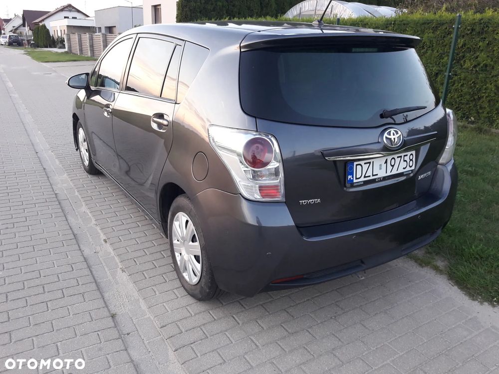 Toyota Verso 2.0 D-4D Active 7os - 4
