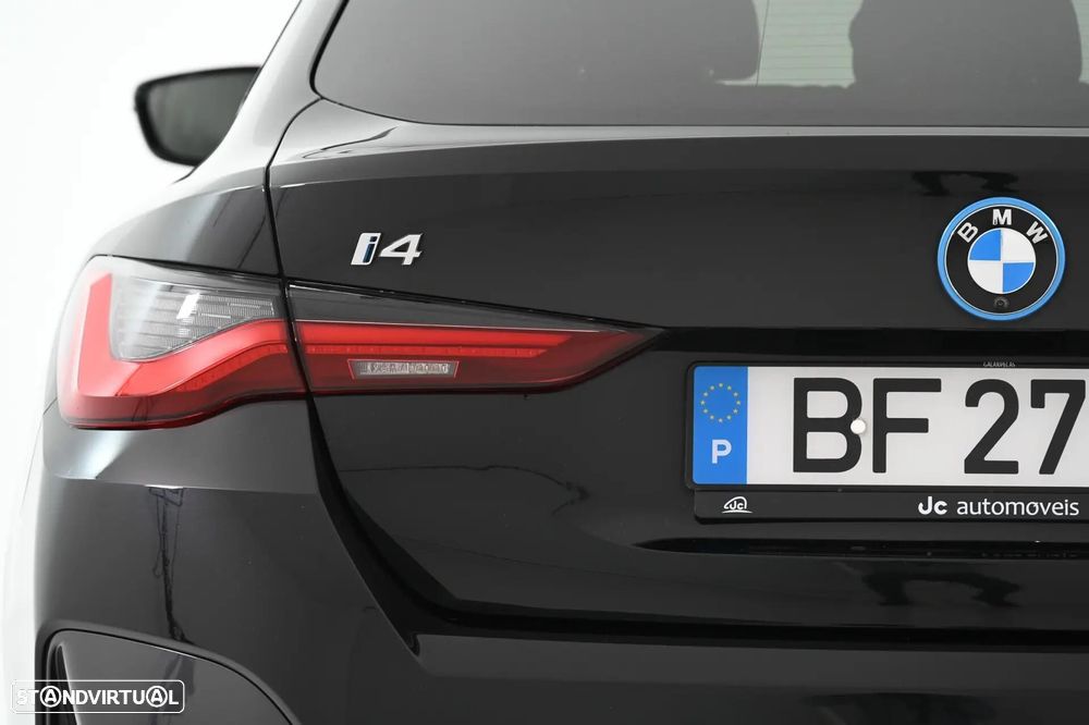 BMW i4 eDrive40 Pack Desportivo M - 11