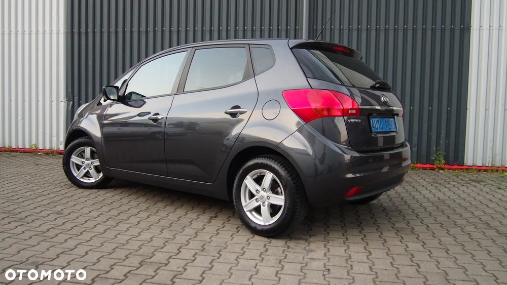 Kia Venga 1.4 CVVT Business Line - 2