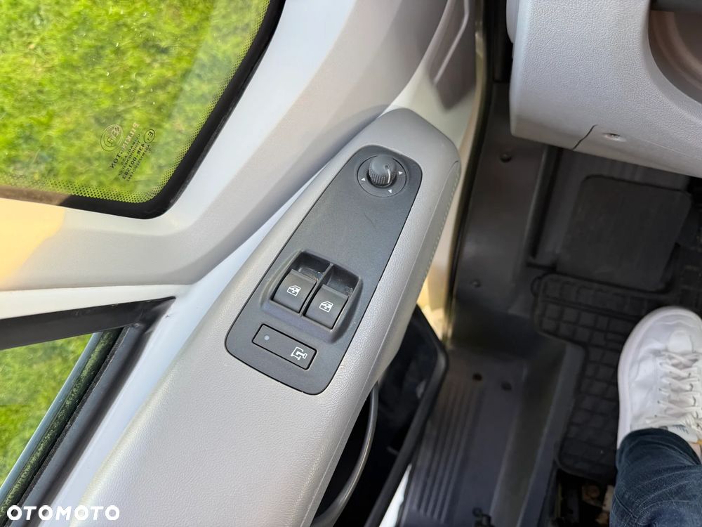 Peugeot Boxer HDi 333 L2H2 Standard - 18