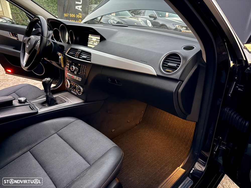Mercedes-Benz C 220 CDi Avantgarde BlueEfficiency - 50