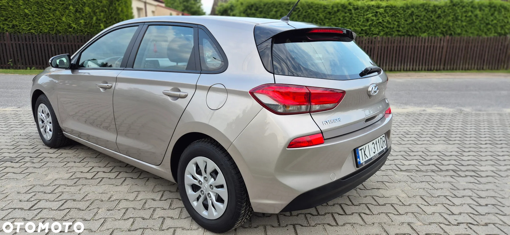 Hyundai i30 1.4 Base - 3