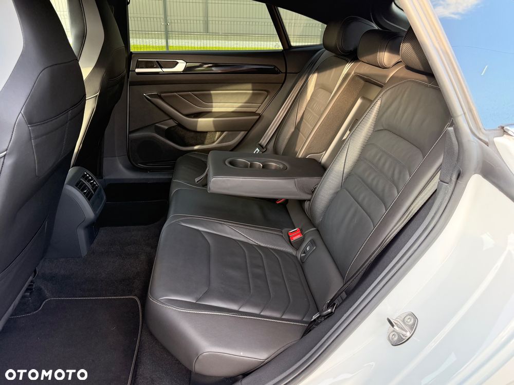 Volkswagen Arteon 2.0 TDI SCR R-Line - 27