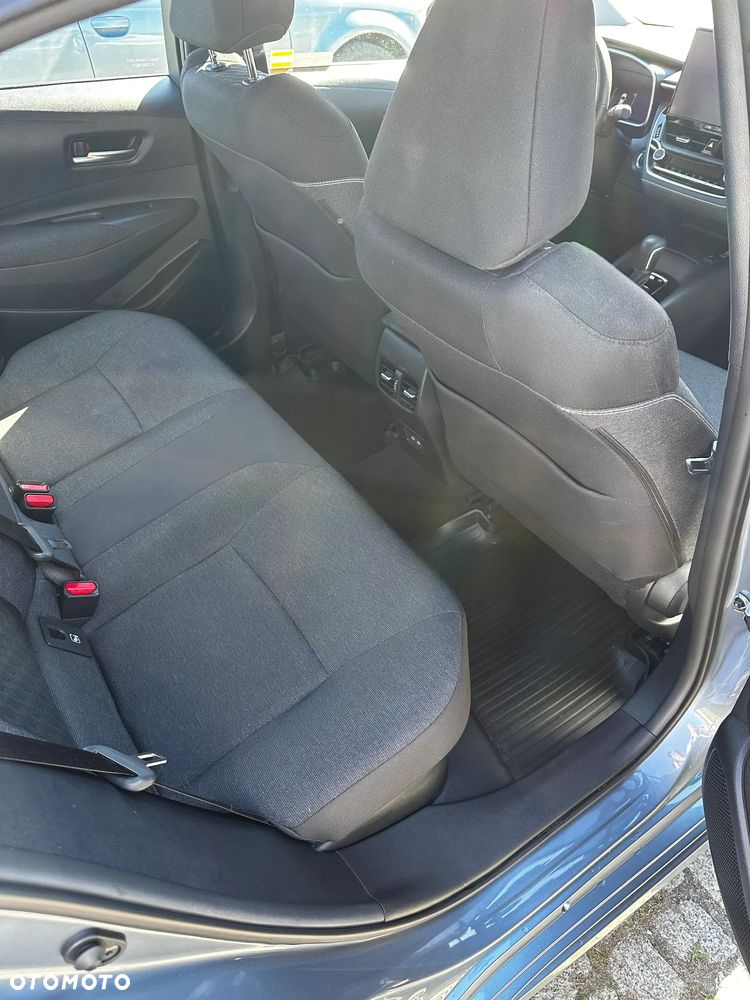 Toyota Corolla 1.8 Hybrid Comfort - 13