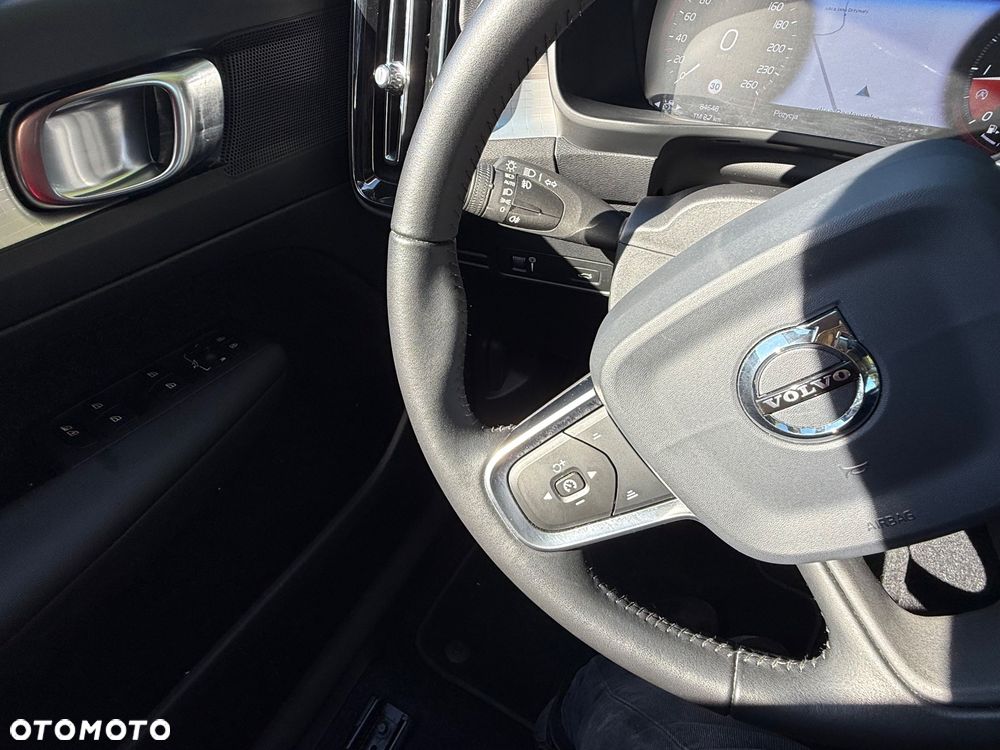 Volvo XC 40 - 16