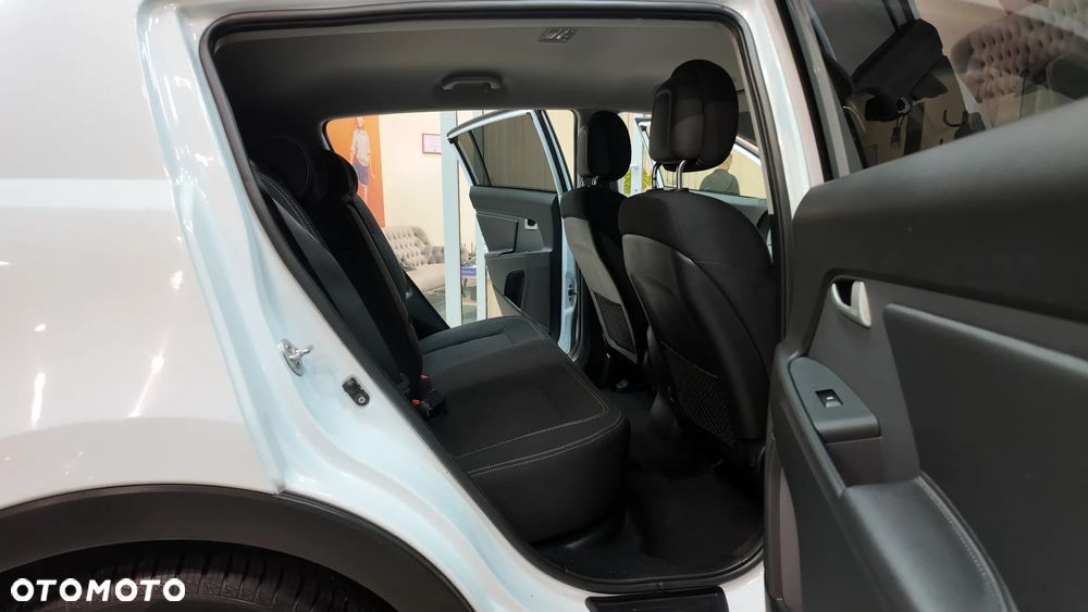 Kia Sportage 1.7 CRDI 2WD Vision - 27