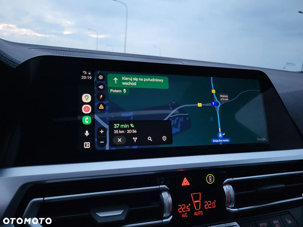 BMW Seria 3 320d Touring xDrive M Sport - 34
