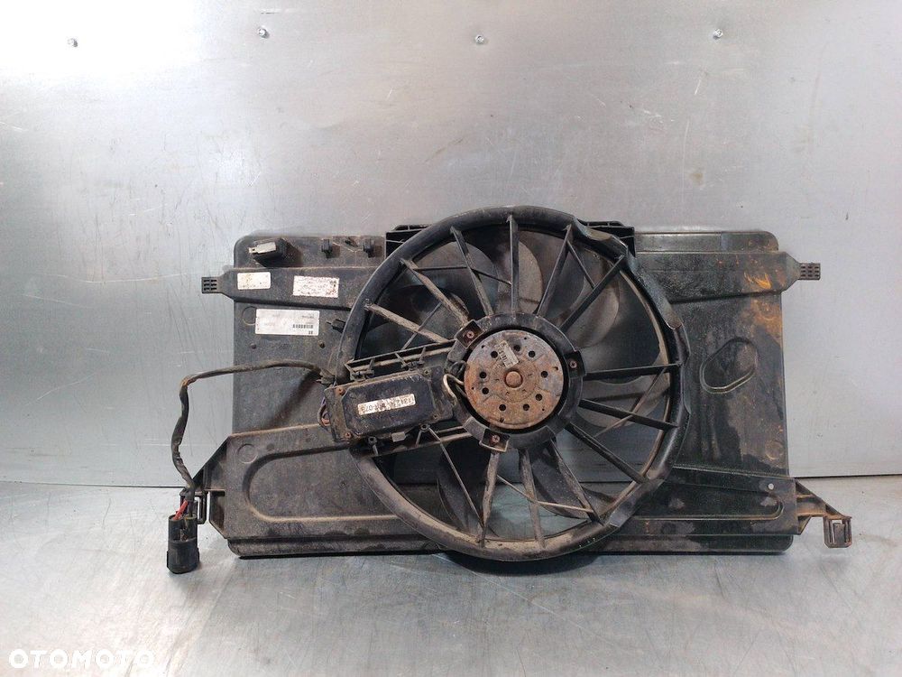 WENTYLATOR CHŁODNICY VOLVO V50 2.0 HDI 16V - 6