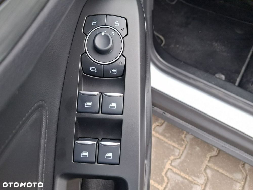 Ford Focus - 24