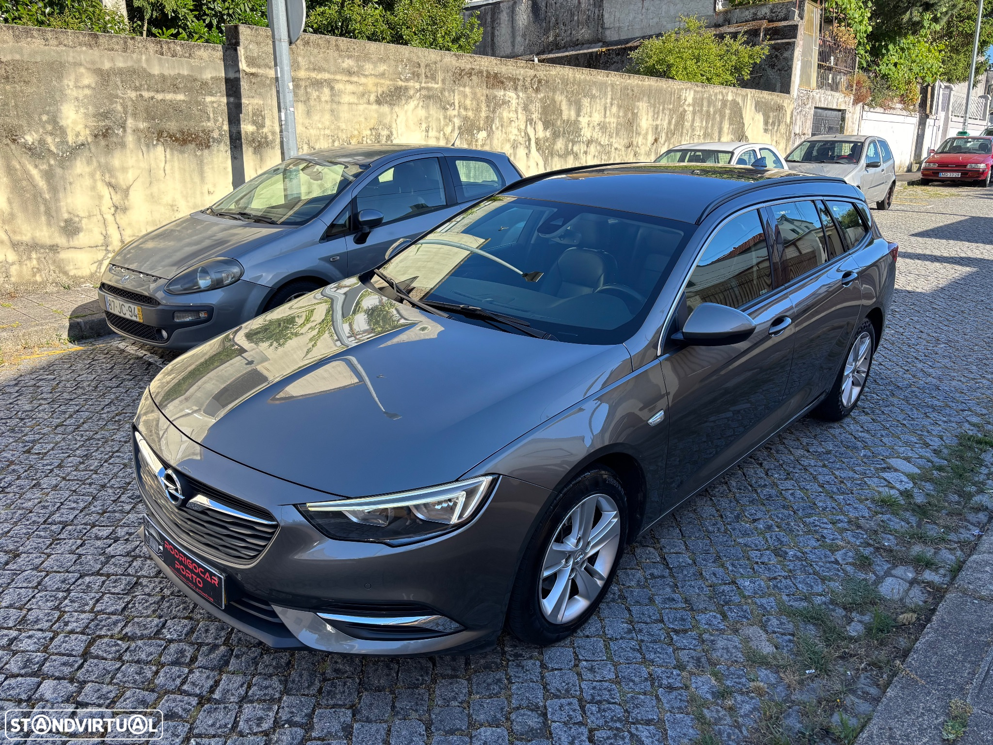 Opel Insignia Sports Tourer 1.6 CDTi Edition - 2
