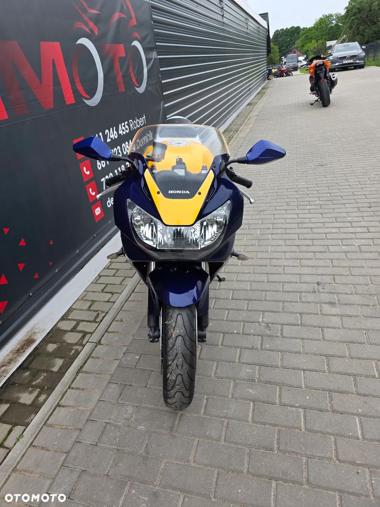 Honda CBR - 18