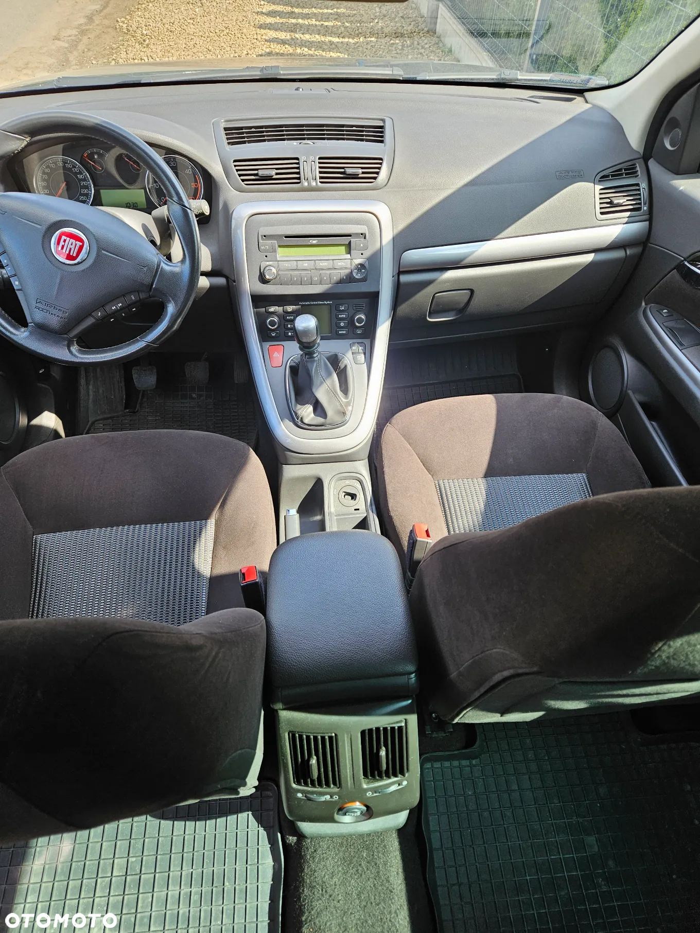 Fiat Croma 1.9 JTD Emotion - 8