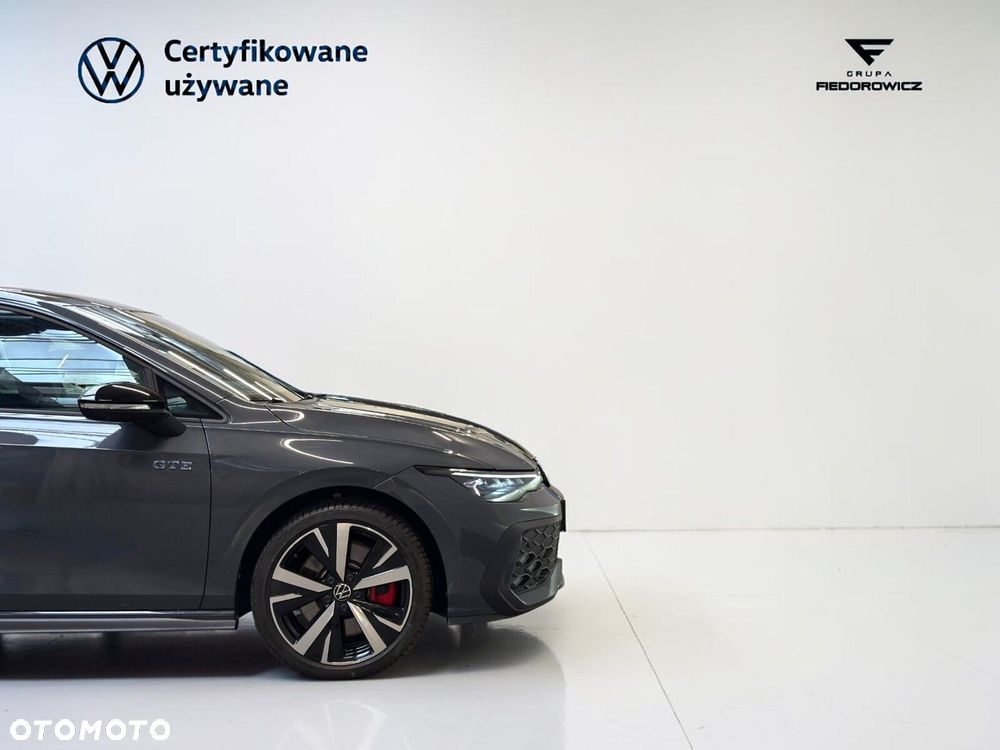 Volkswagen Golf - 10