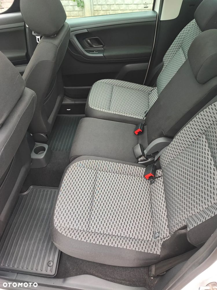 Skoda Roomster 1.2 Active - 27