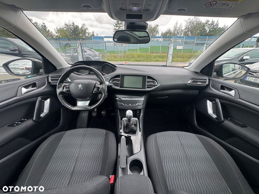 Peugeot 308 BlueHDi 120 Stop & Start Business-Line - 24