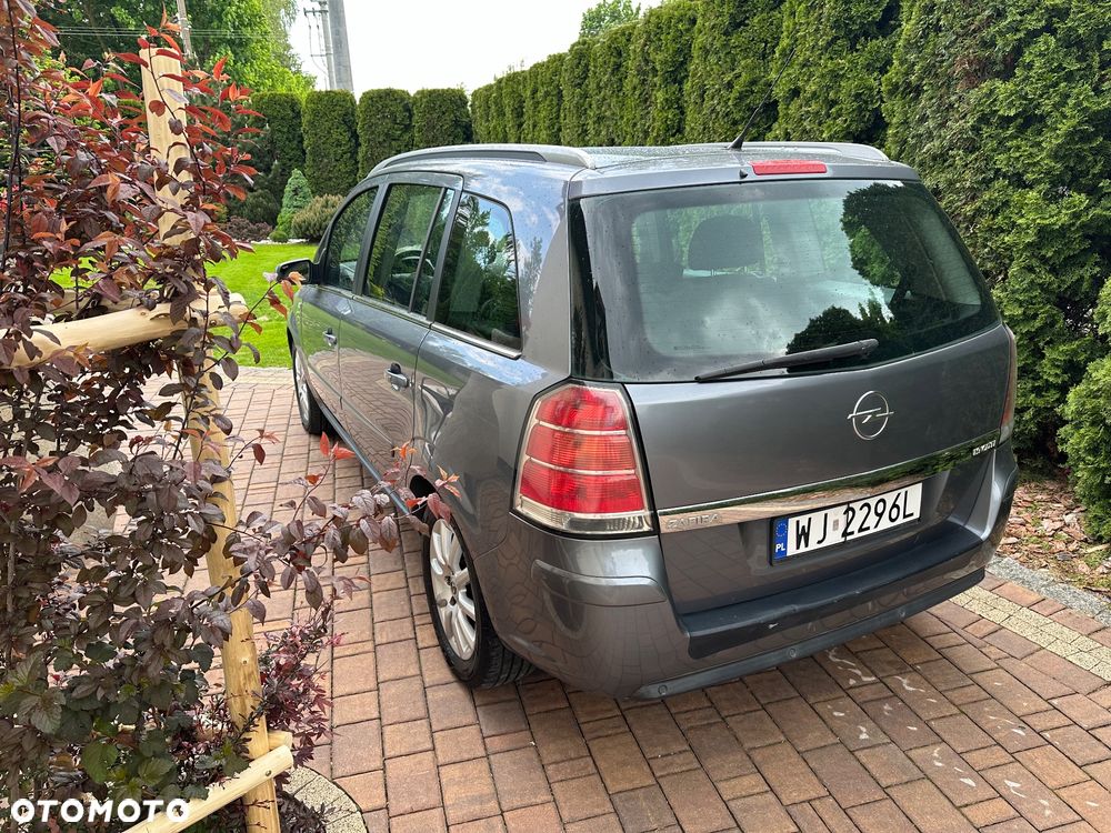 Opel Zafira 1.9 CDTI Enjoy - 1