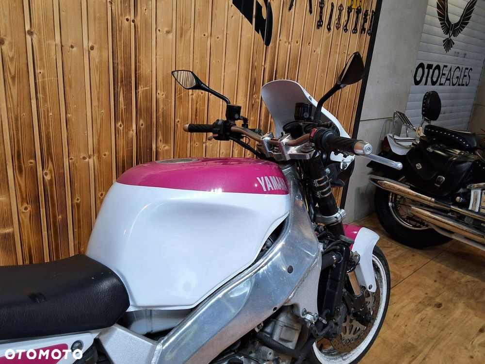 Yamaha YZF - 7
