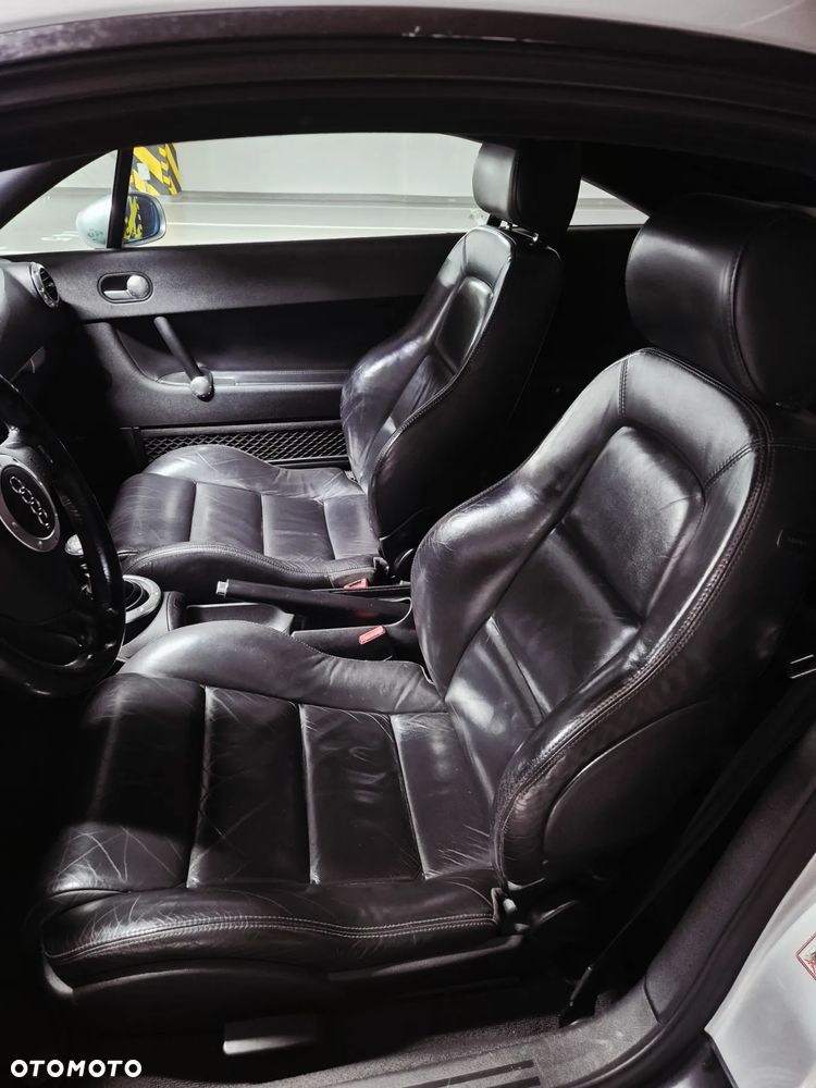 Audi TT Coupé 1.8 T - 11