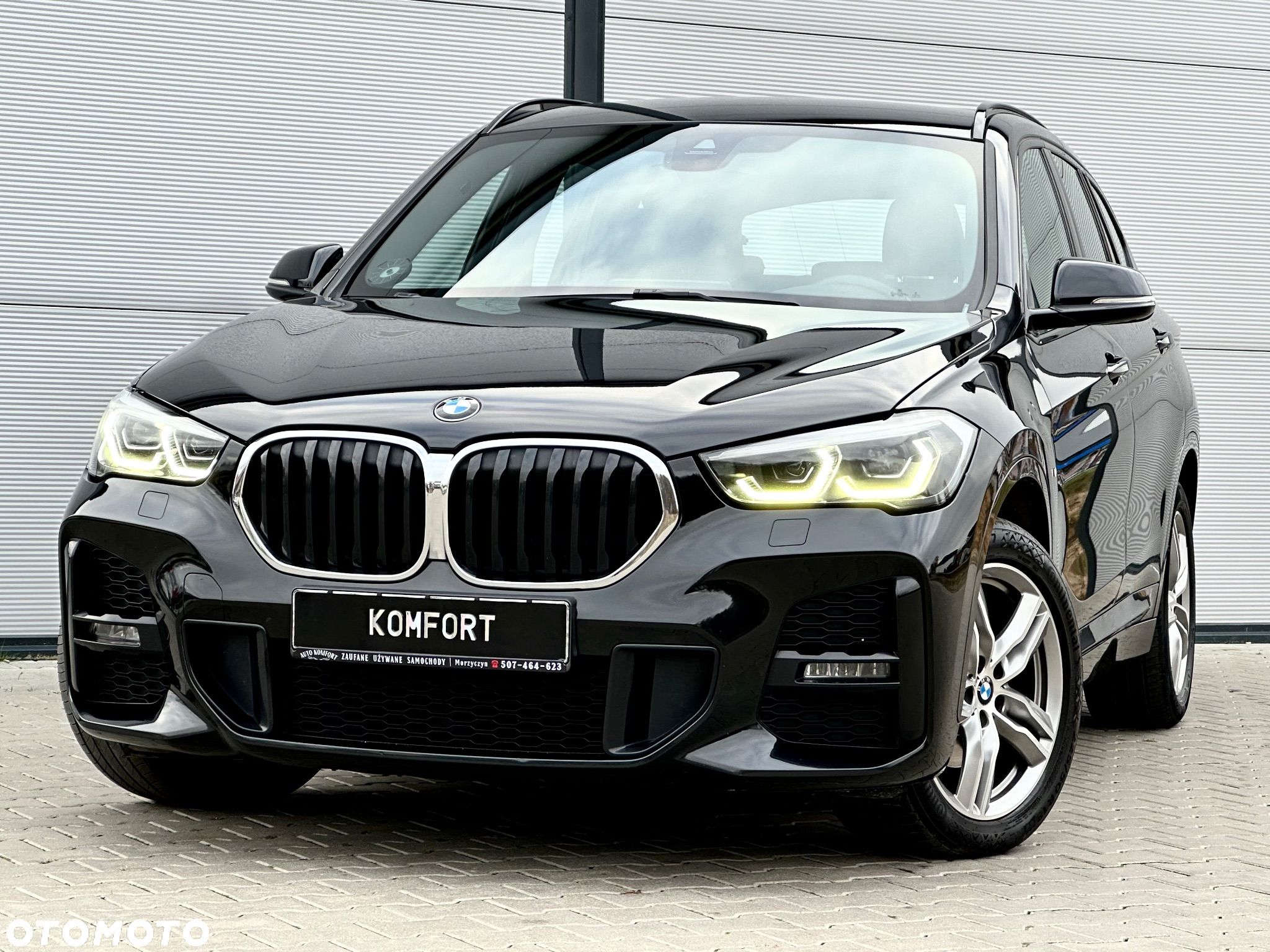 BMW X1 sDrive18d M Sportpaket - 1