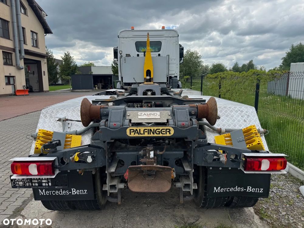 Mercedes-Benz Arocs 3251 - 13