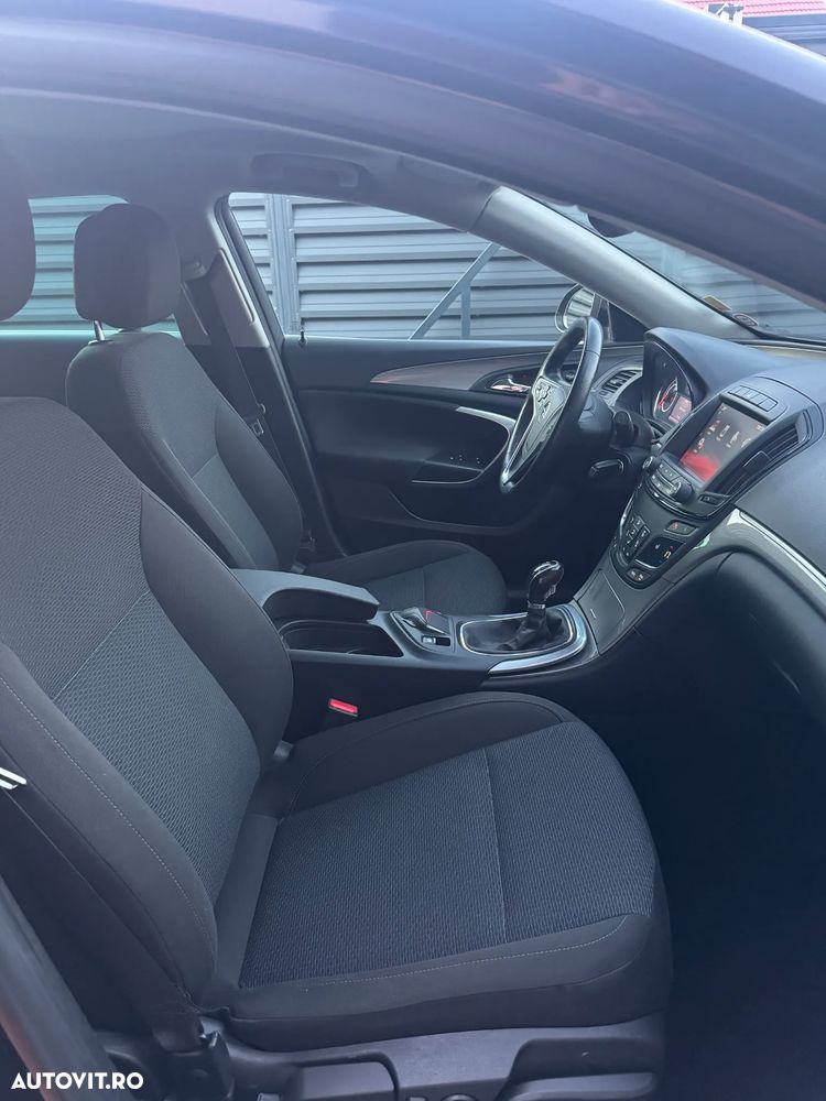 Opel Insignia - 9