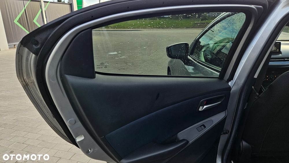 Mazda 2 SKYACTIV-D 105 Center-Line - 39