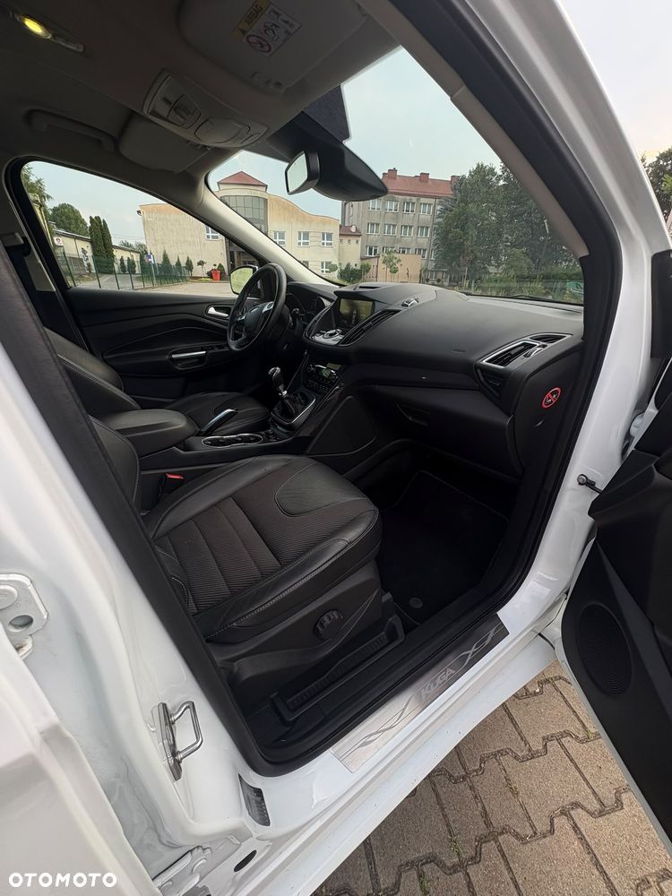 Ford Kuga 2.0 TDCi 4WD Titanium - 30