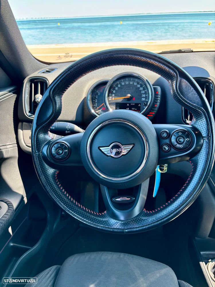 MINI Countryman Cooper D - 15