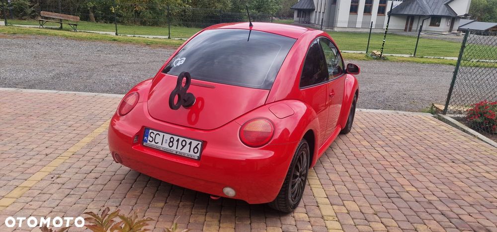Volkswagen New Beetle - 10