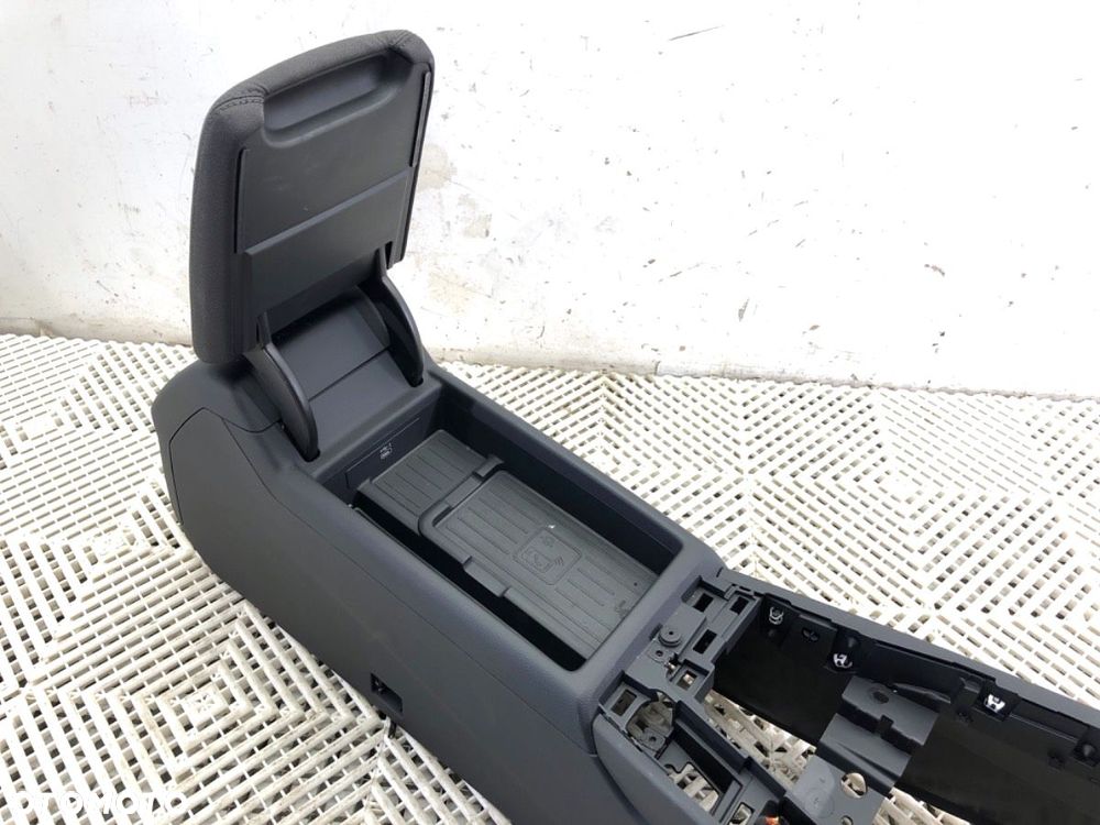 TUNEL ŚRODKOWY Z PODŁOKIETNIKIEM - 199.00 PLN - AUDI A4 B9 Avant (8W5, 8WD) 2015 - 2025 35 TFSI - 5