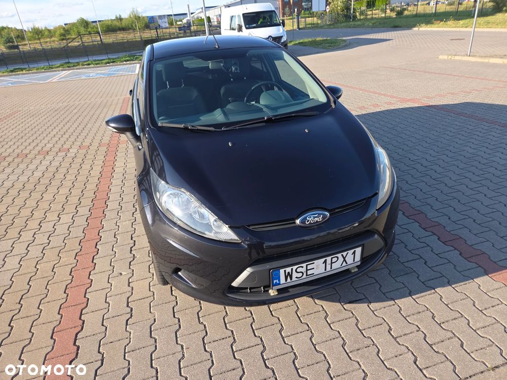 Ford Fiesta - 8