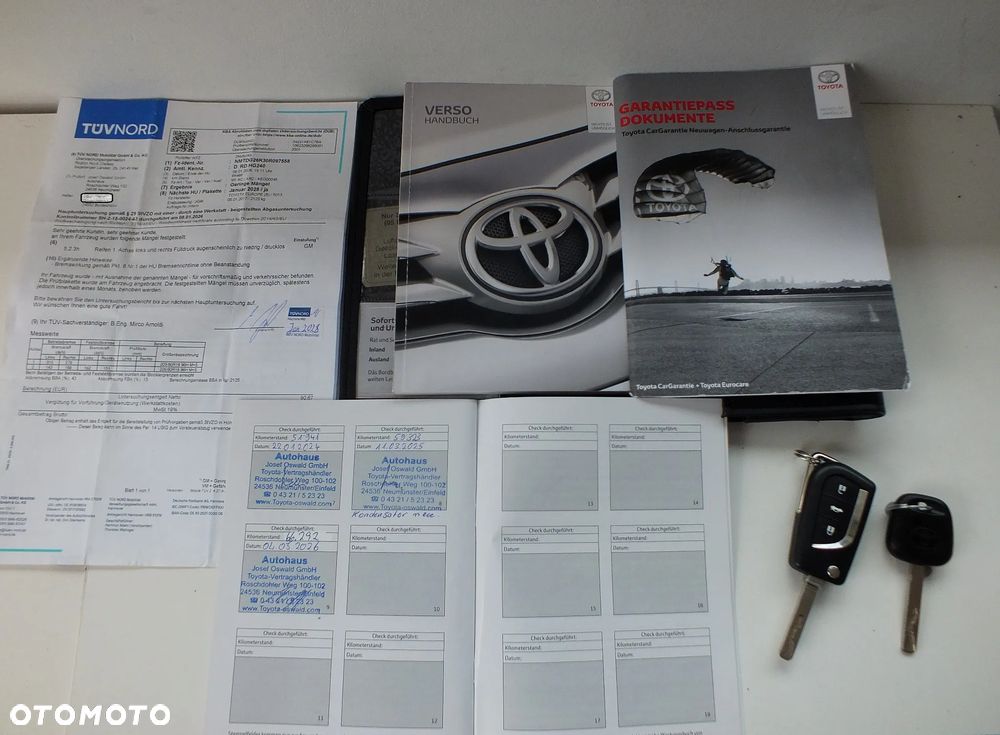 Toyota Verso 1.8 Executive - 19