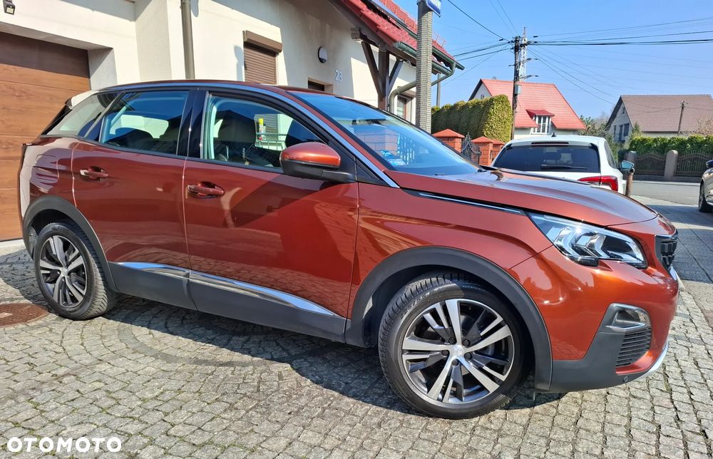 Peugeot 3008 1.5 BlueHDi Allure S&S - 12