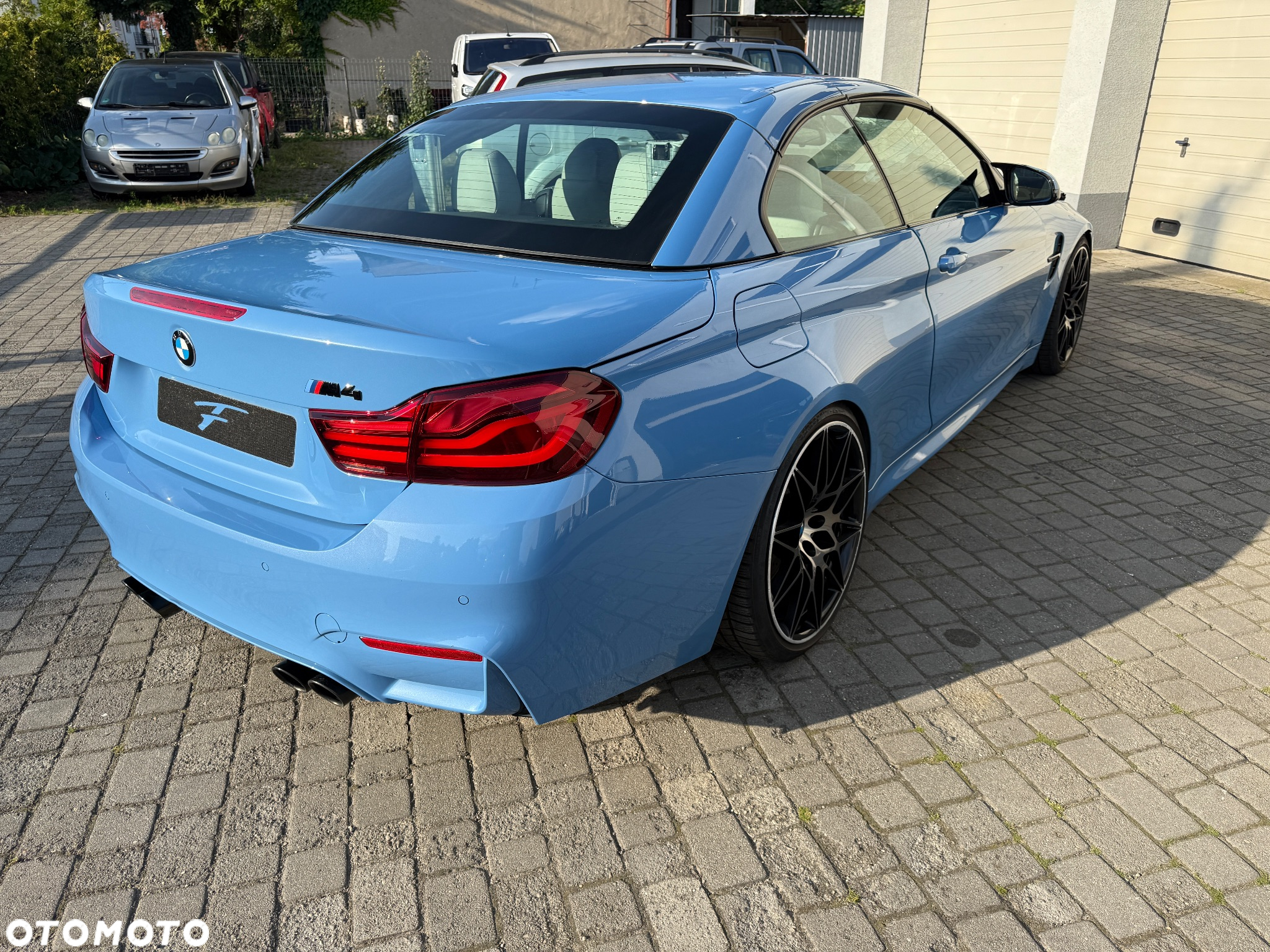 BMW M4 Cabrio DKG Competition - 12