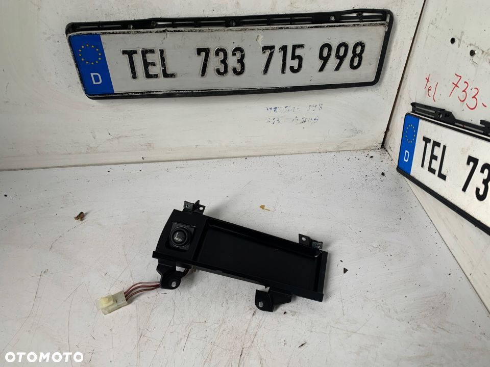 PÓŁKA GNIAZDO ZAPALNICZKI 12V BMW E39 EUROPA - 2