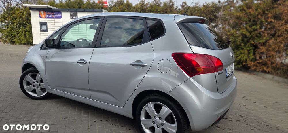 Kia Venga 1.6 CRDi 128 ISG Vision - 9