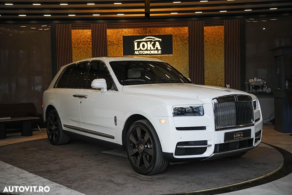 Rolls-Royce Cullinan Standard - 12