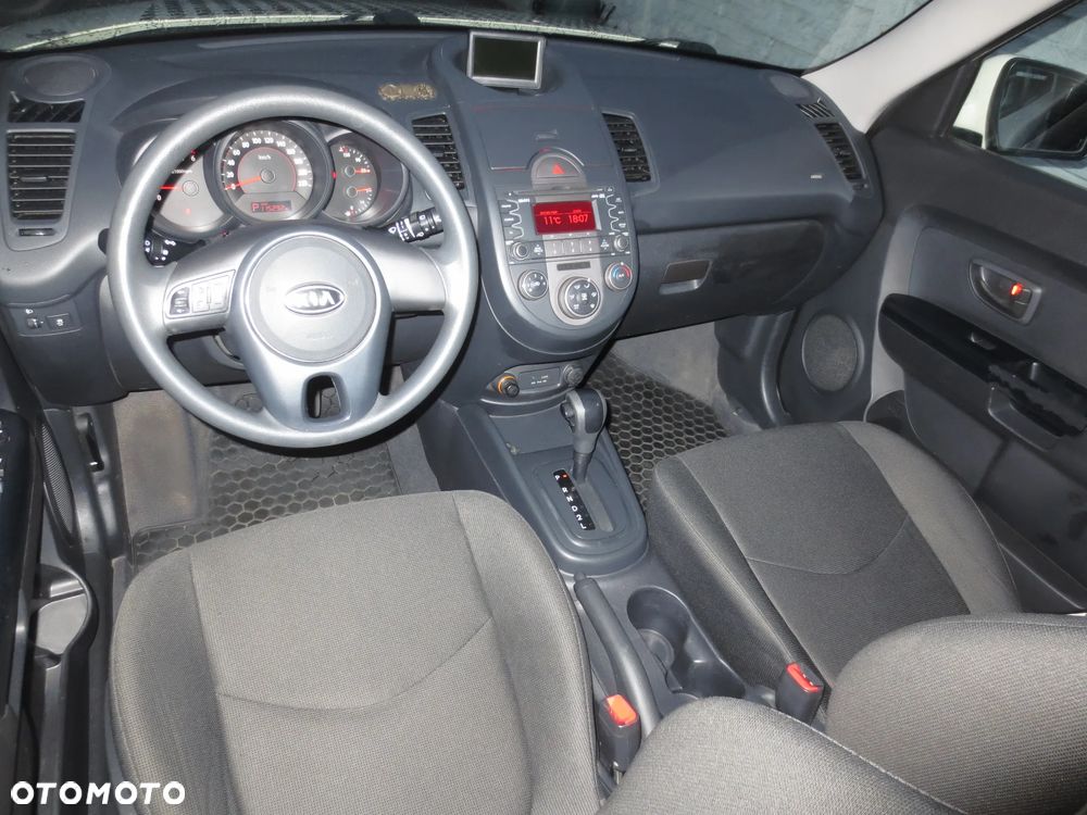 Kia Soul 1.6 CRDi XL - 8