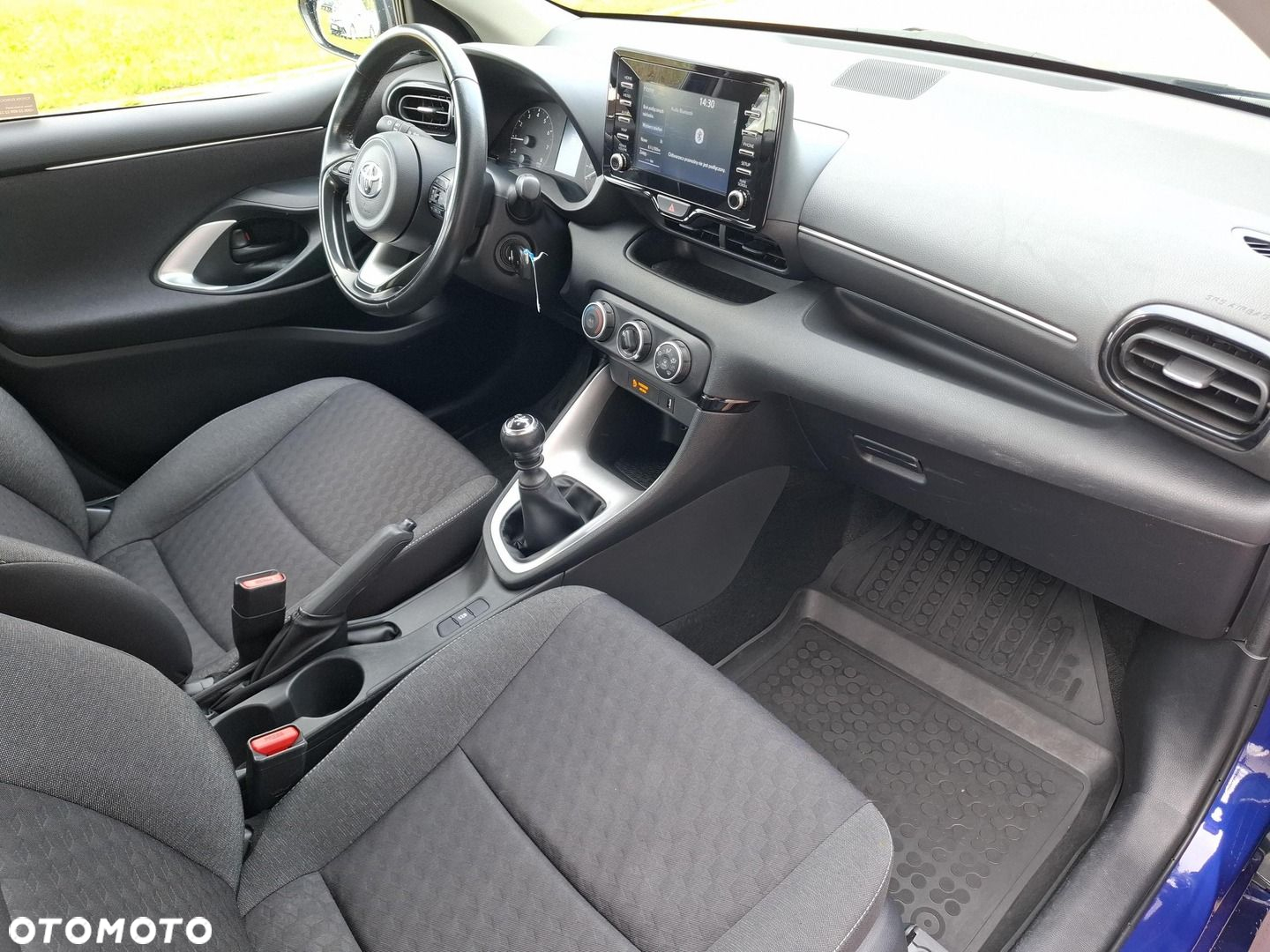 Toyota Yaris - 7