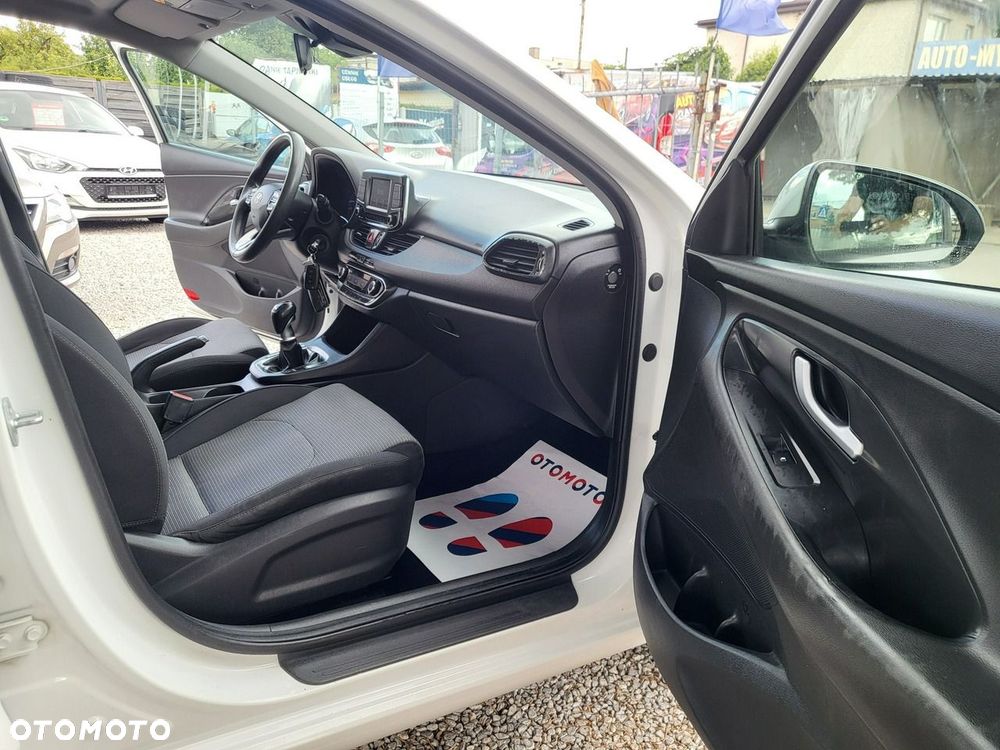 Hyundai i30 - 18