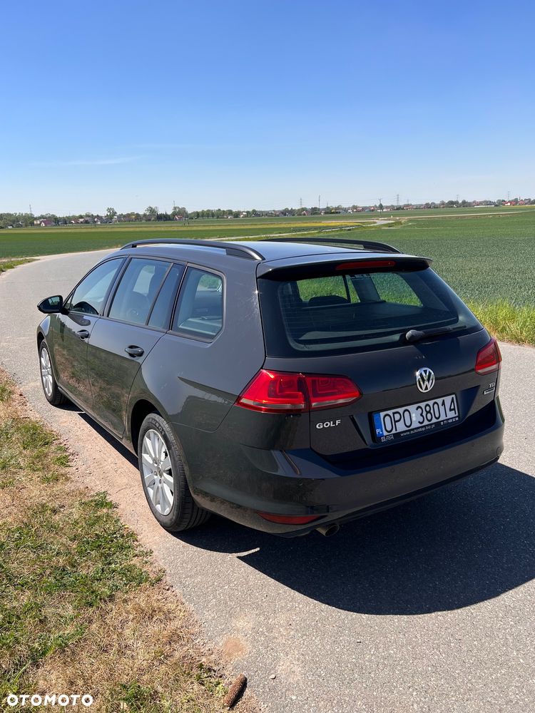 Volkswagen Golf 1.6 TDI BlueMotion Trendline - 4