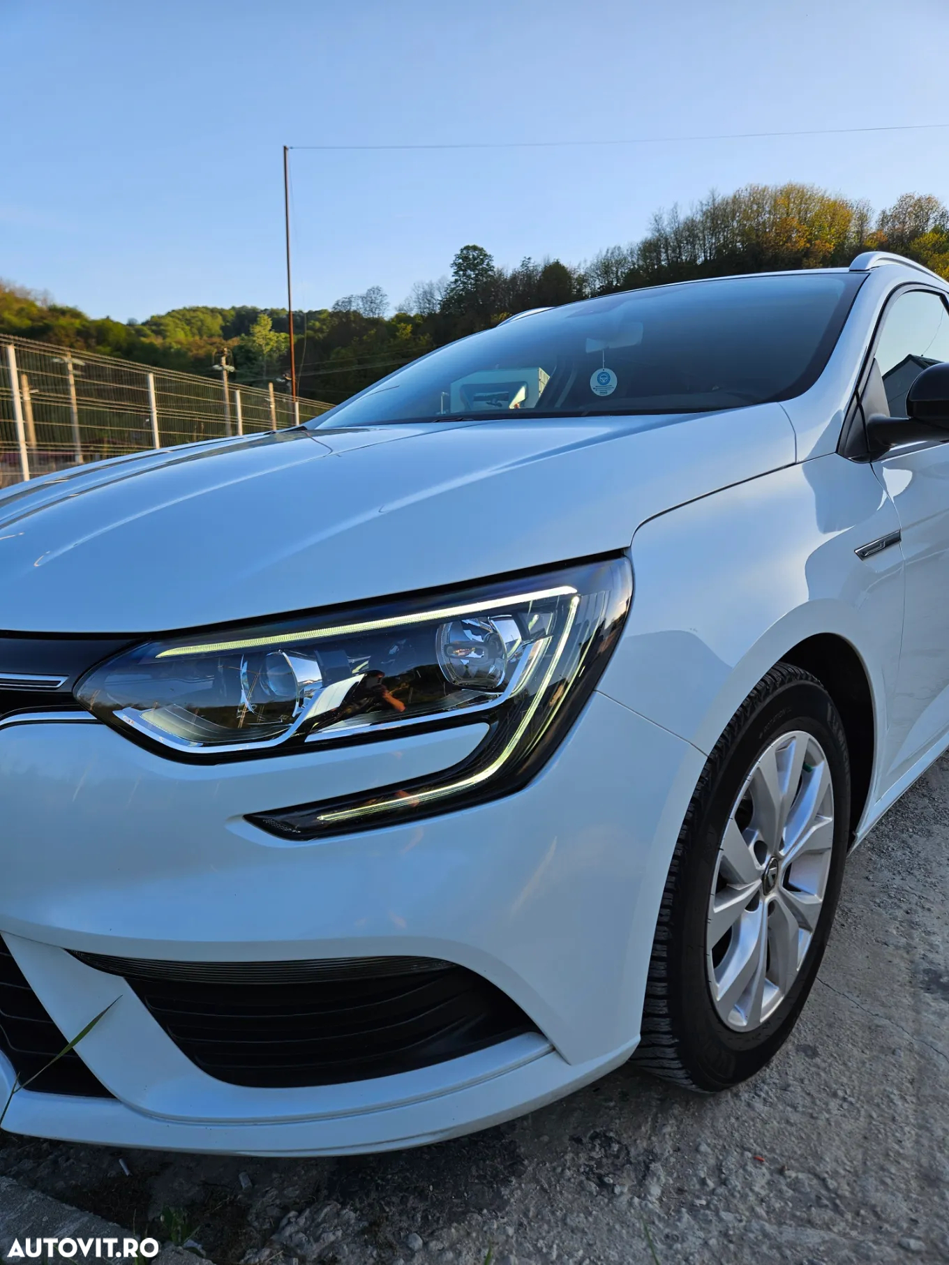 Renault Megane BLUE dCi Limited - 12