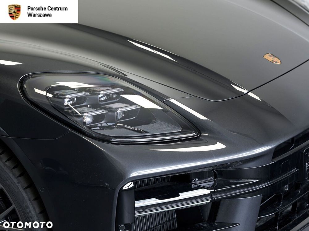 Porsche Panamera - 8