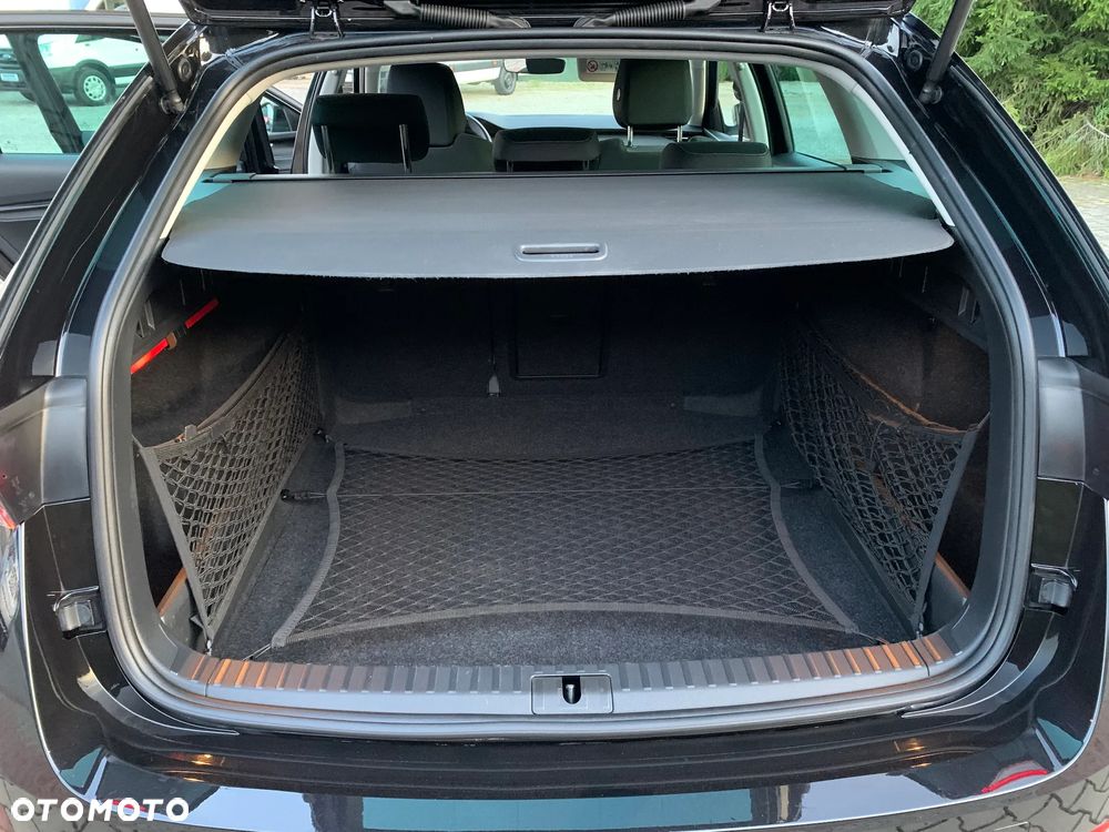 Skoda Octavia 2.0 TDI Ambition DSG - 24