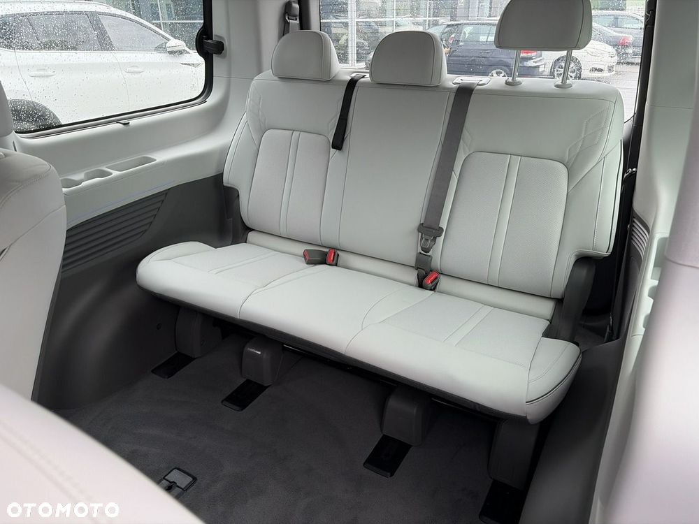 Hyundai Staria - 20
