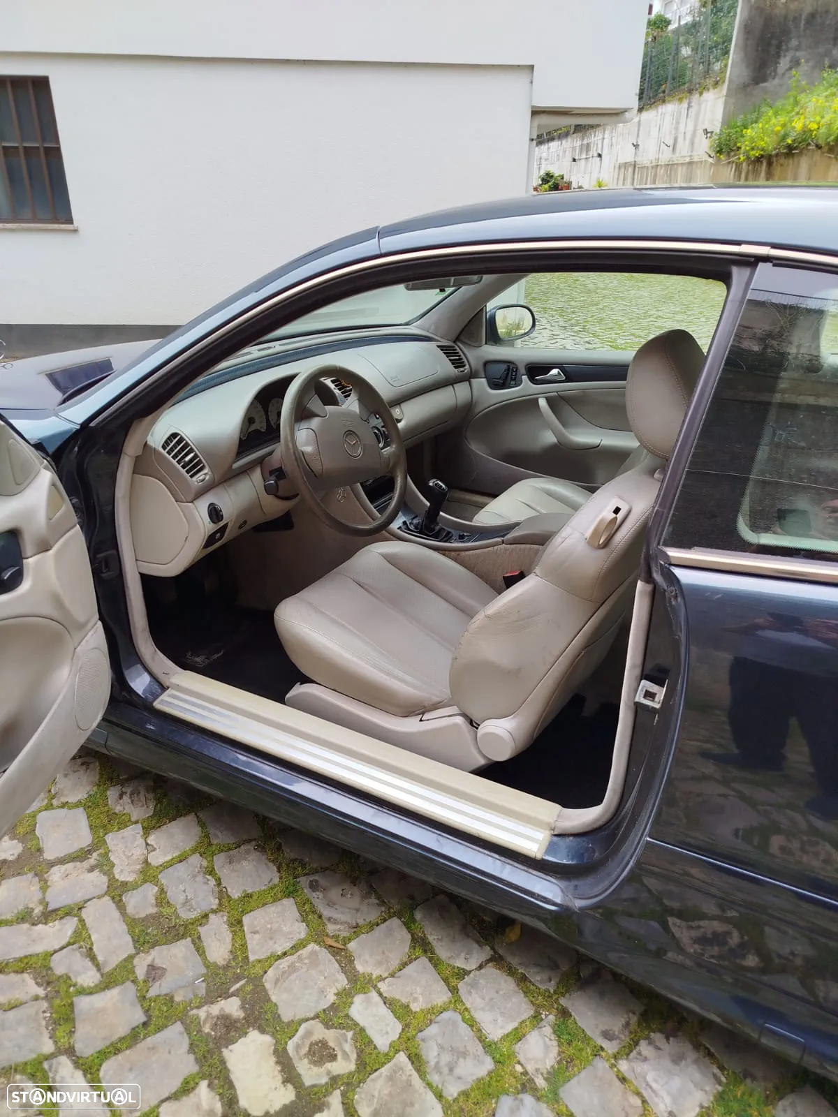Mercedes-Benz CLK 230 - 4