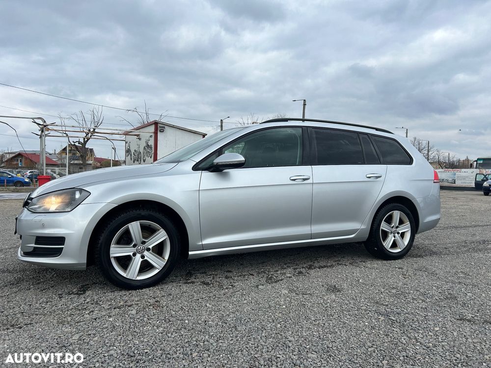 Volkswagen Golf 1.6 TDI DPF DSG BlueMotion Technology Comfortline - 4