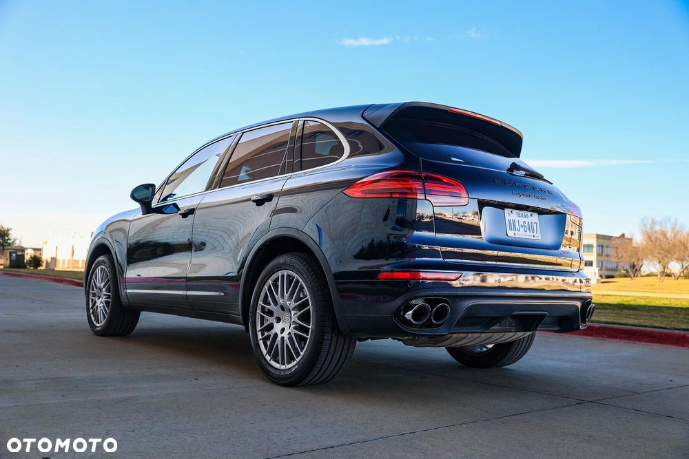 Porsche Cayenne - 10