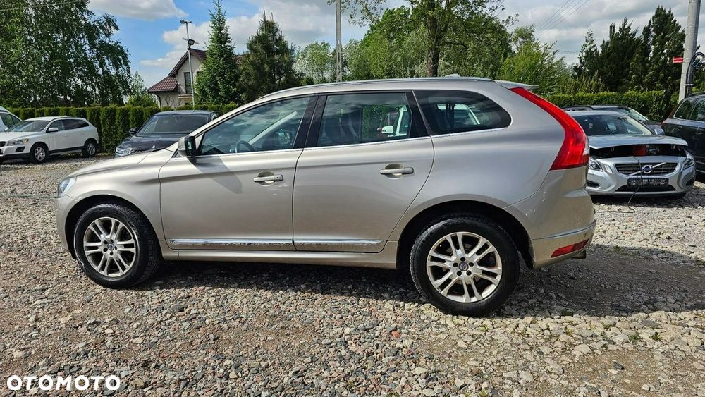 Volvo XC 60 D3 Geartronic Momentum - 14