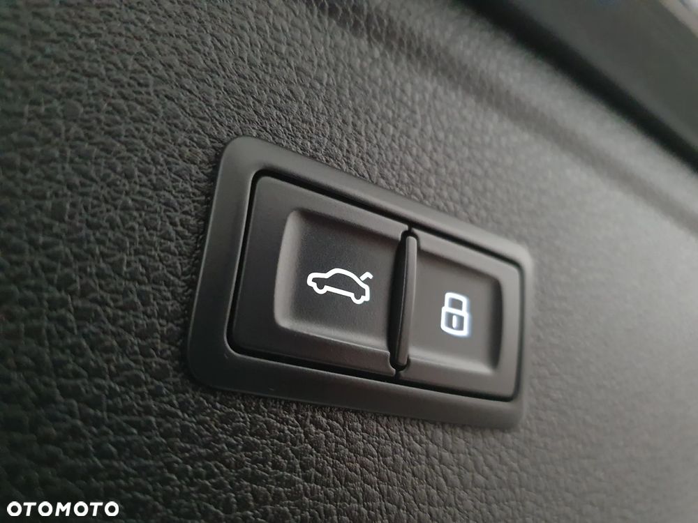 Audi Q5 40 TDI quattro S tronic S line - 39